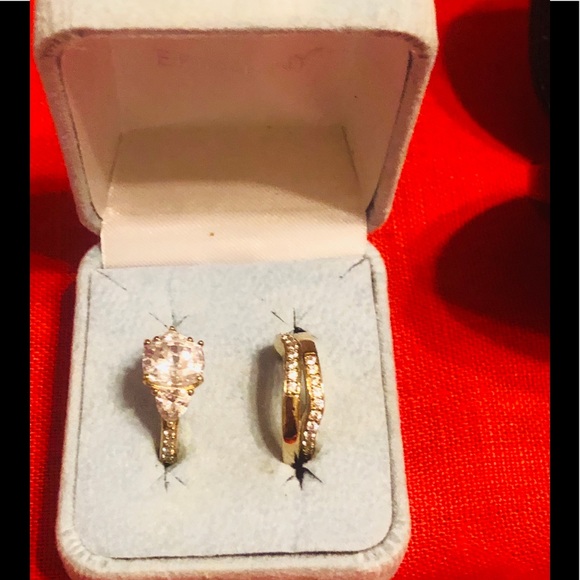 Qvc rings. CZ . Size 4 - Picture 4 of 10